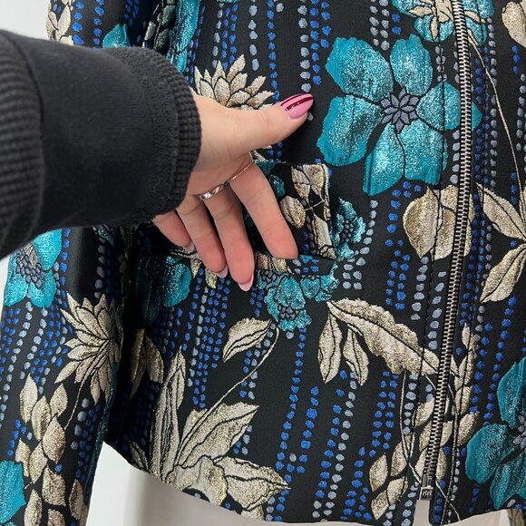 $2250 PRADA 2018 Black Embroidered Silk Floral Brocade Zip Ruffle Jacket IT 38/2 - Picture 6 of 14